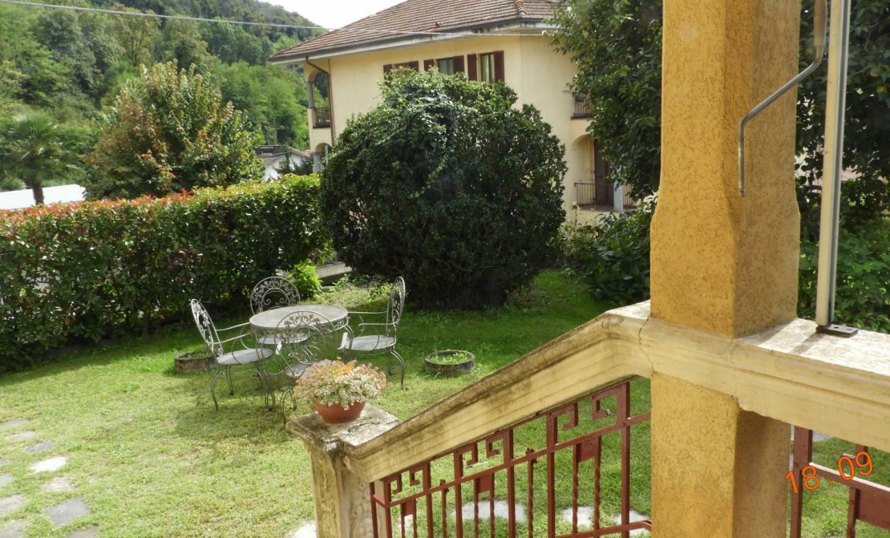 Casa Franca Apartment Pettenasco Exterior photo